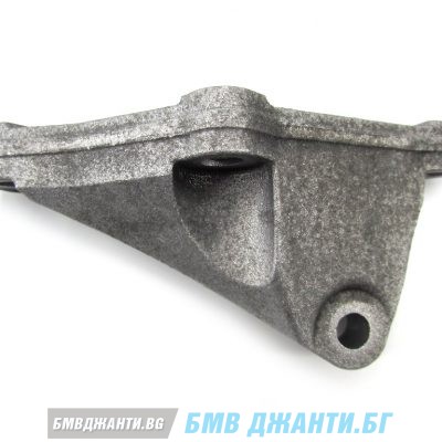 BMW: 13517810698 Support / Abstutzung High-pressure pump