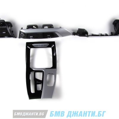 Декоративни панели арматурно табло за BMW X3 G01 и X4 G02