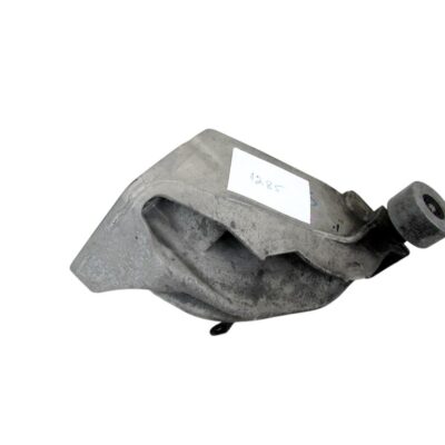 Лява скоба двигател BMW B57P B57R B57Y XD5T 22116884475